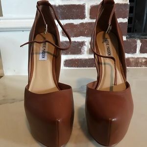 Steve Madden 8 Leather Brown Mary Jane Heels 5”